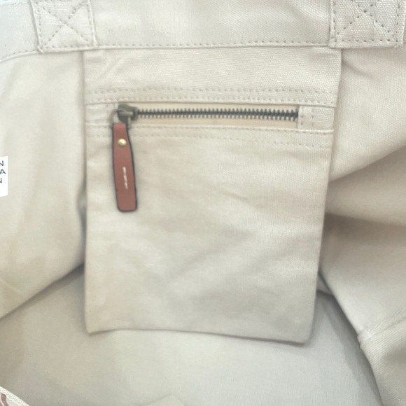 COPY - Le Papillon Diaper canvas Tote - Picture 3 of 5